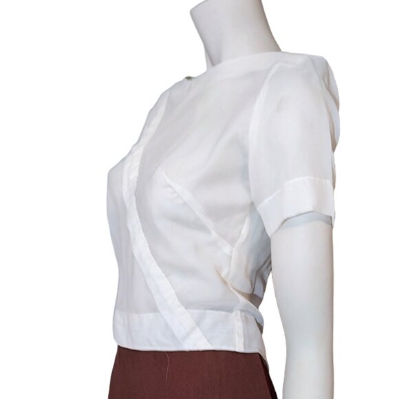 1960s Vintage White Nylon Short Sleeve Blouse Top Suit Style Button Back - Picture 2 of 5